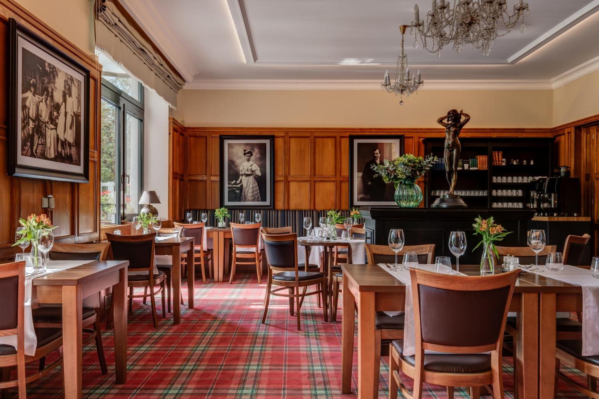 Hotel Golfi Poděbrady Eksteriør billede